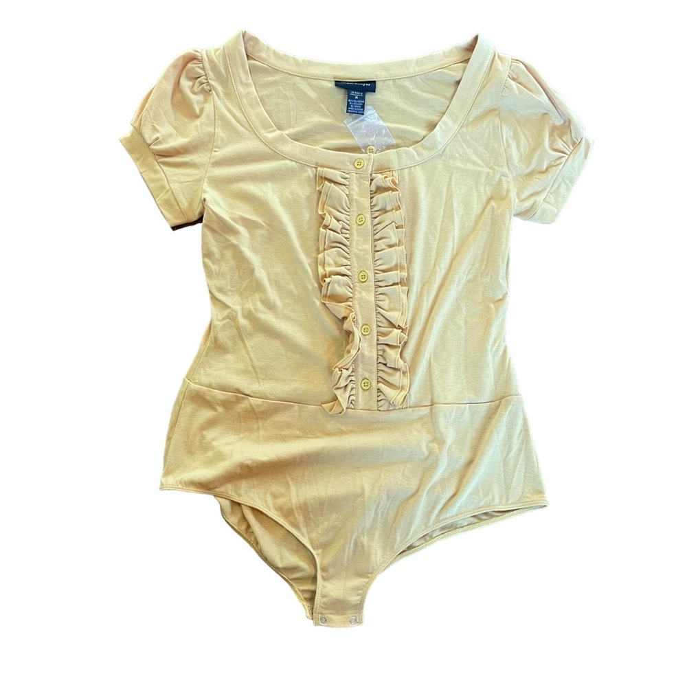 Metro Style Women’s‎ Yellow Medium Button Ruffle Bodysuit Shirt Short Sleeve